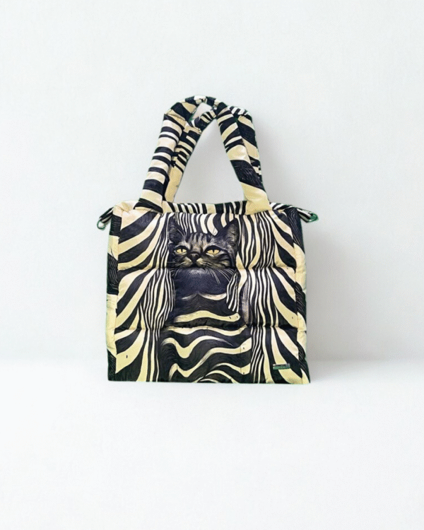 Puffer Bag Gato Negro